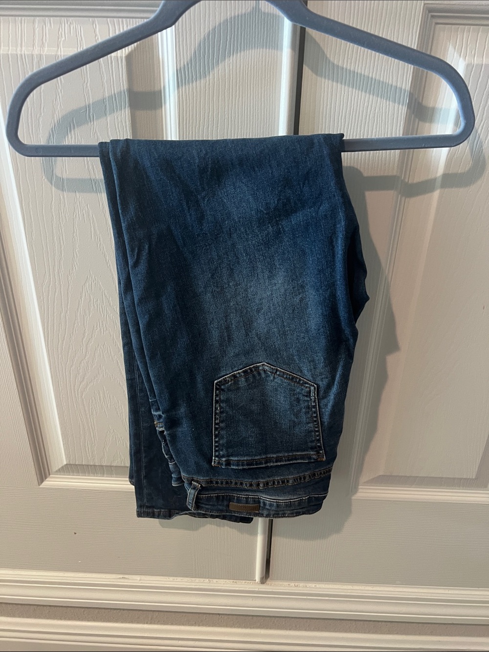 Kut from the Kloth Dark Indigo Jeans with Gold Stitching